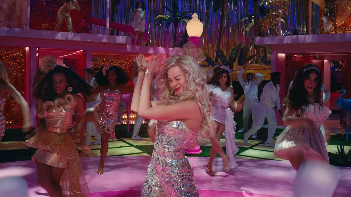 barbie-2023-resena Margot Robbie bailando