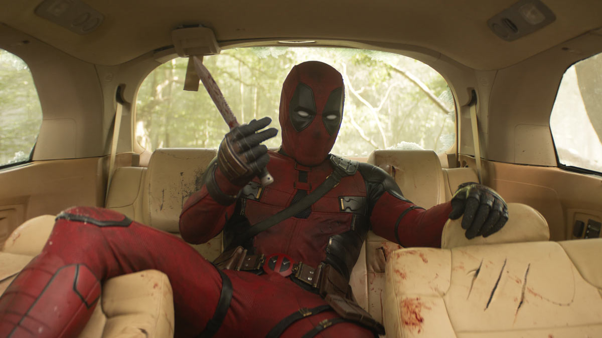 deadpool y wolverine-2024-resena Ryan Reynolds camioneta